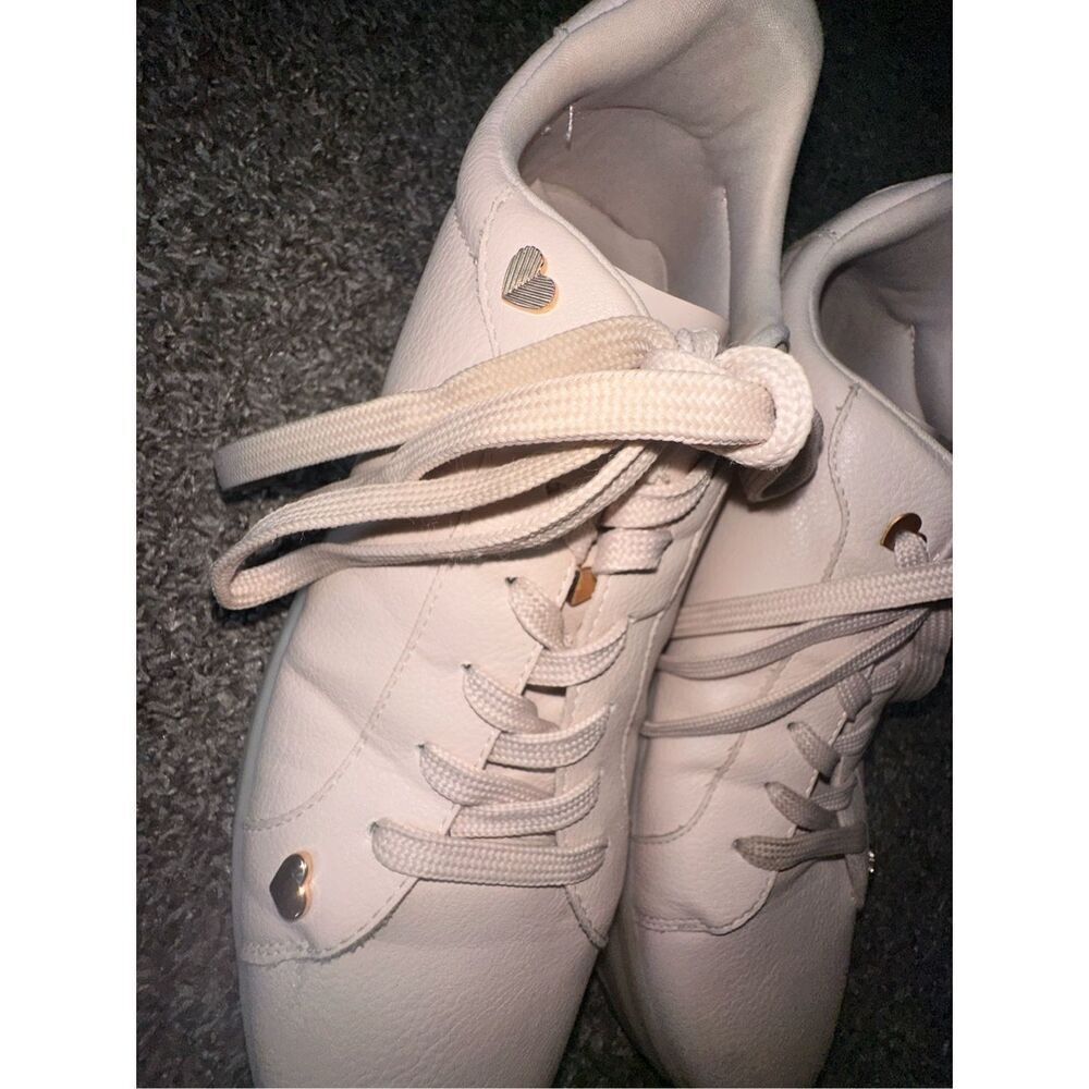 Aldo’s RoseCloud Pink Heart Low Top - Picture 2 of 7